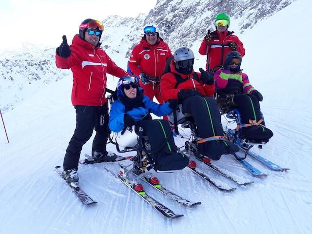 Two days of skiing in Airolo for disabled children