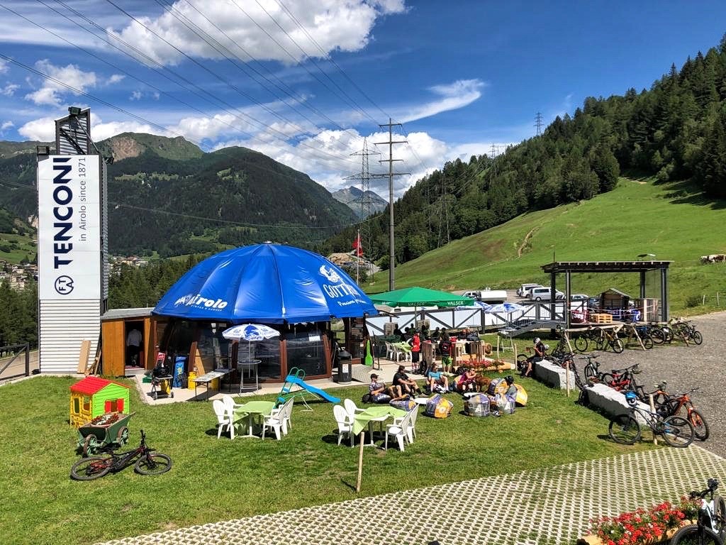  Jeden Samstag und Sonntag Barbecue und Raclette in La Chièuna!